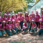 Mujeres líderes repara casas en Yaguate, San Cristóbal