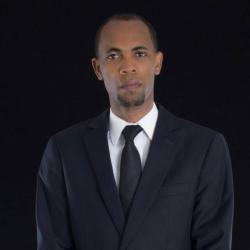 Domingo Ramírez Rodríguez.
Abogado, politólogo, comunicador y político dominicano.