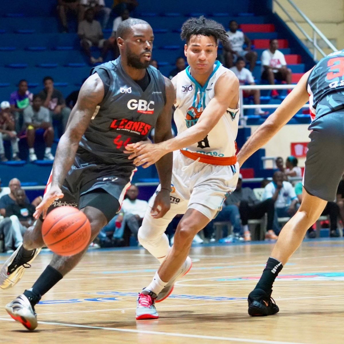 Leones resisten a la presión de Titanes y consiguen la victoria en la LNB – El Nuevo Diario (República Dominicana)