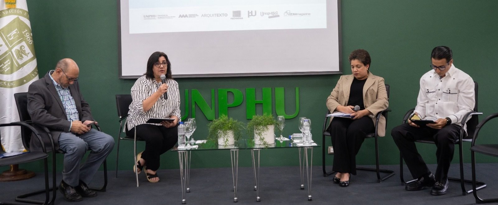 Unphu y Coalición de Medios Especializados en Arquitectura dialogan sobre la seguridad de edificaciones en el país