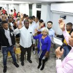 Movimiento “Todos con Luis” juramenta decenas del PLD que pasaron apoyar la reelección
